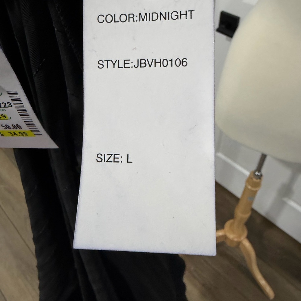 Open-Front Black Ribbed Cardigan with Subtle Shine - Picture 7 of 8
